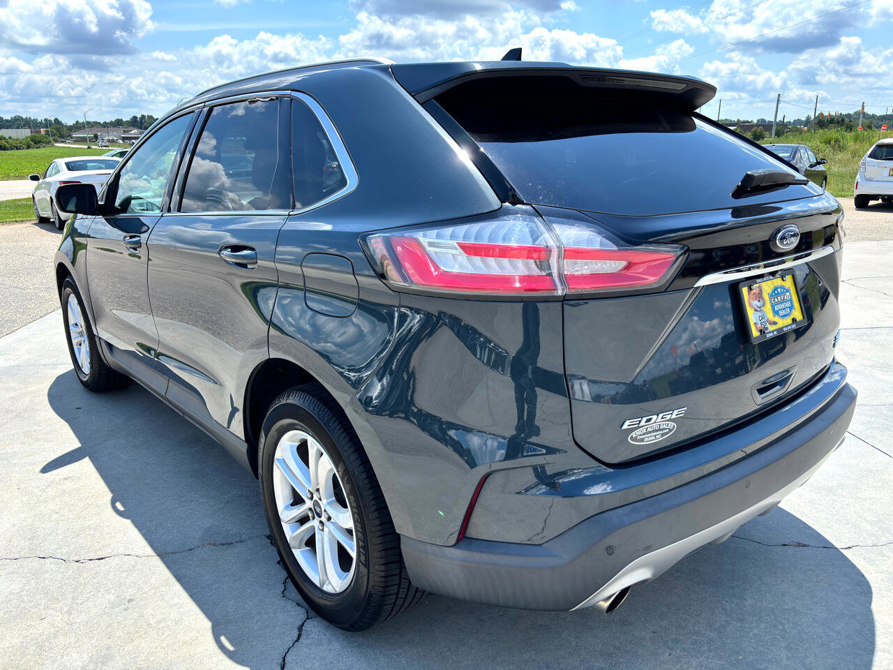 Used 2019 Ford Edge SEL w/ Equipment Group 201A image 6