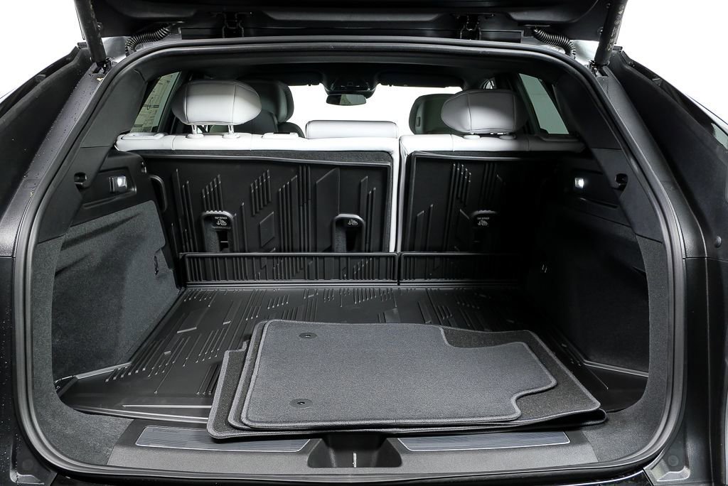 New 2026 Cadillac Lyriq Sport image 30