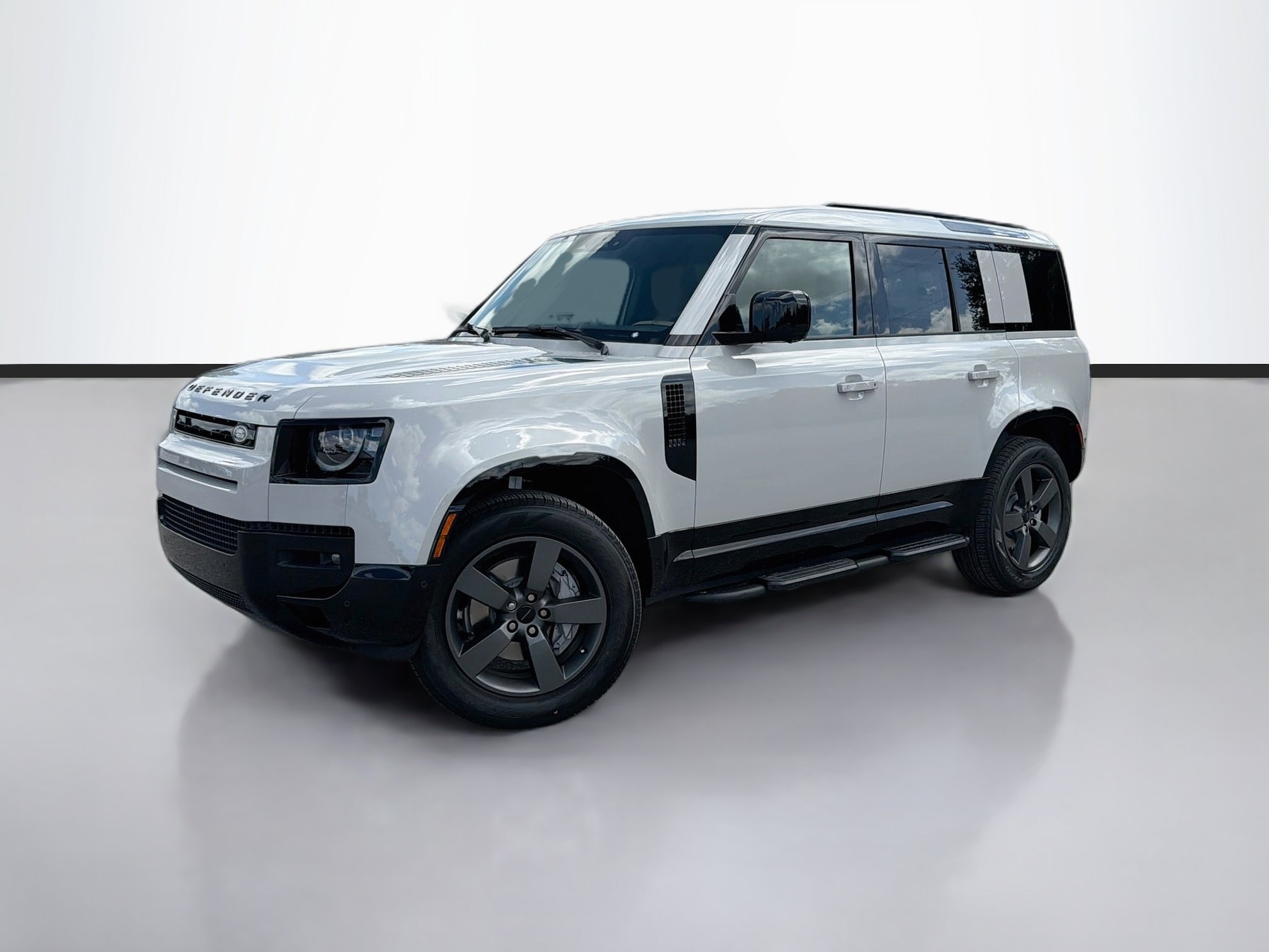New 2026 Land Rover Defender 110 X-Dynamic SE AWD/4WD image 1