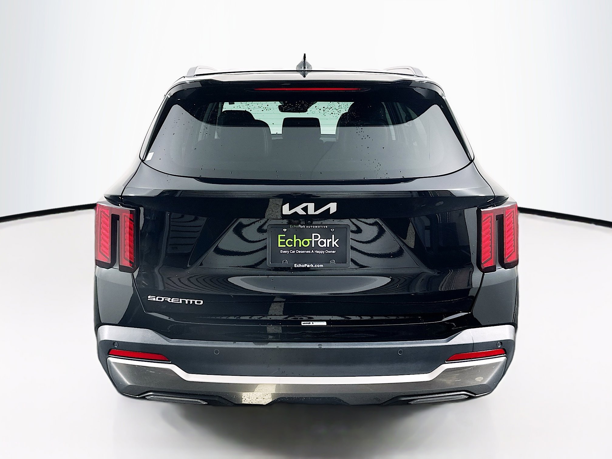 Used 2024 Kia Sorento S image 7