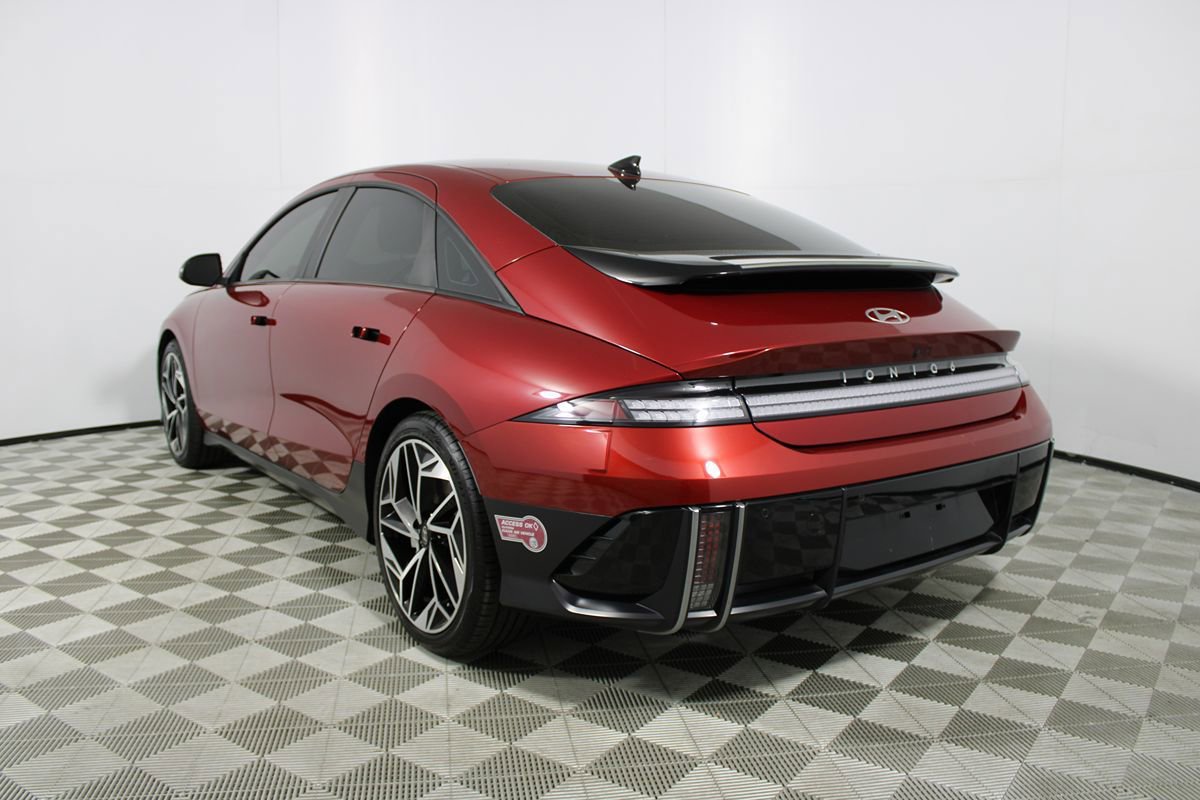 Used 2024 Hyundai Ioniq 6 SEL RWD image 37