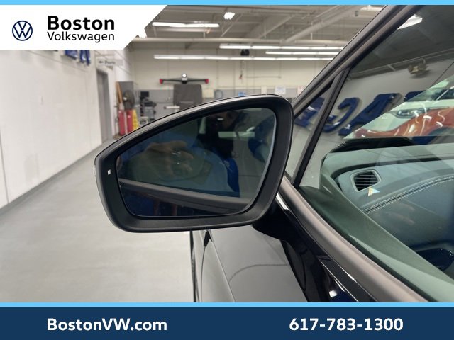New 2025 Volkswagen ID.4 Pro S w/ ID.4 Black Package image 8