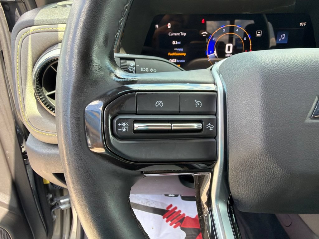 Used 2025 Chevrolet Colorado ZR2 w/ Technology Package AWD/4WD image 20