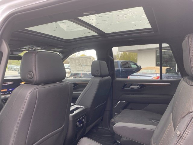 New 2026 Chevrolet Tahoe High Country AWD/4WD image 30