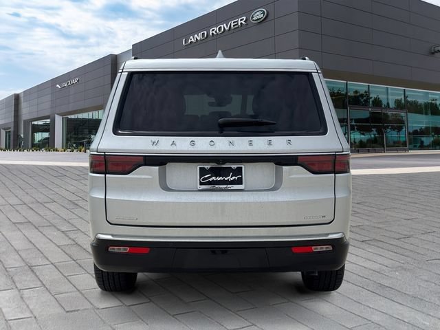 Used 2023 Jeep Wagoneer Series II w/ Flexible Seating Group AWD/4WD image 4