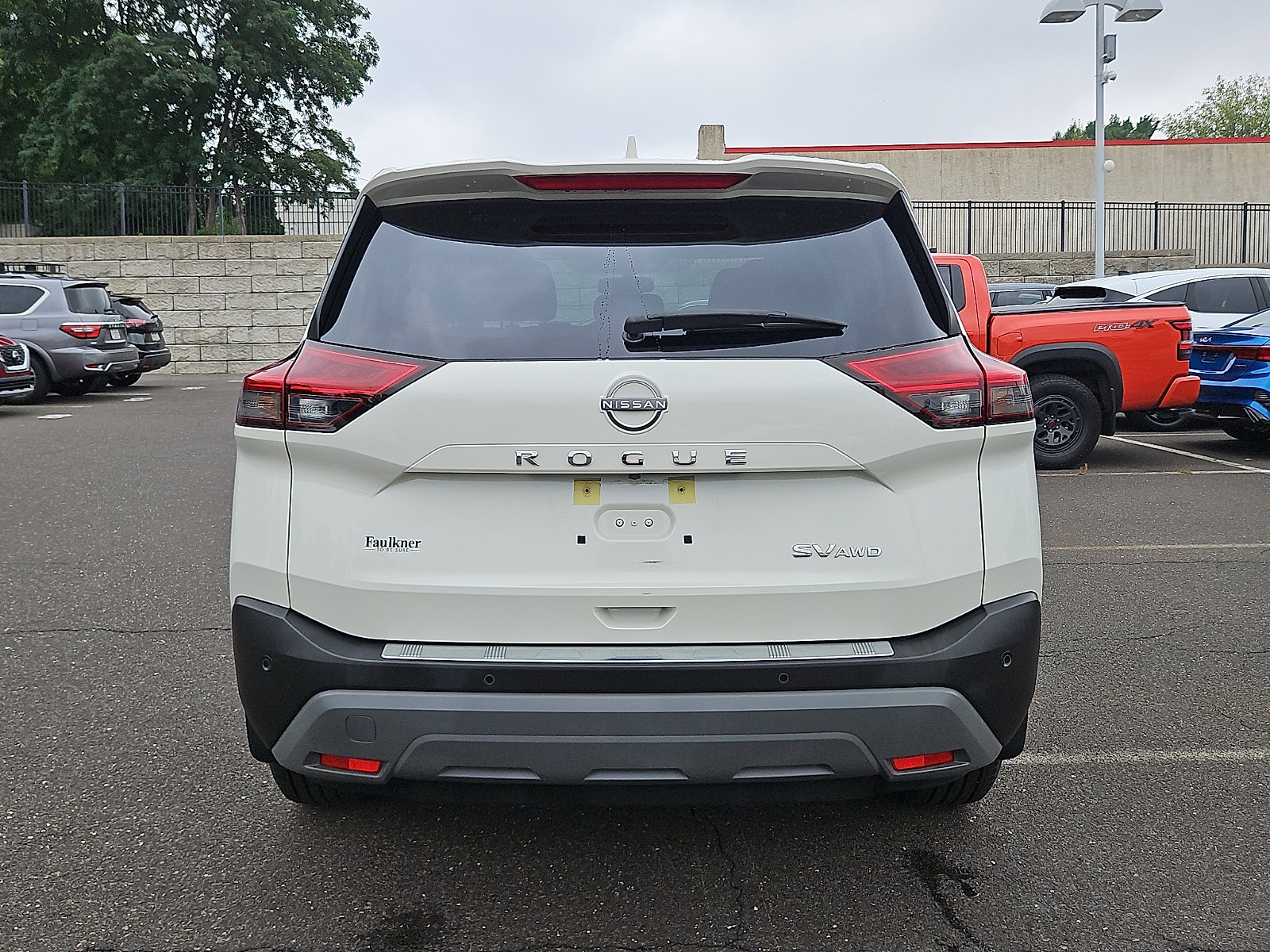 Certified 2023 Nissan Rogue SV w/ SV Premium B Package AWD/4WD image 5