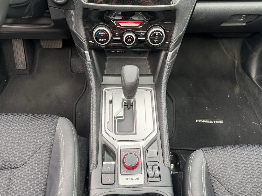 Used 2024 Subaru Forester Premium AWD/4WD image 9