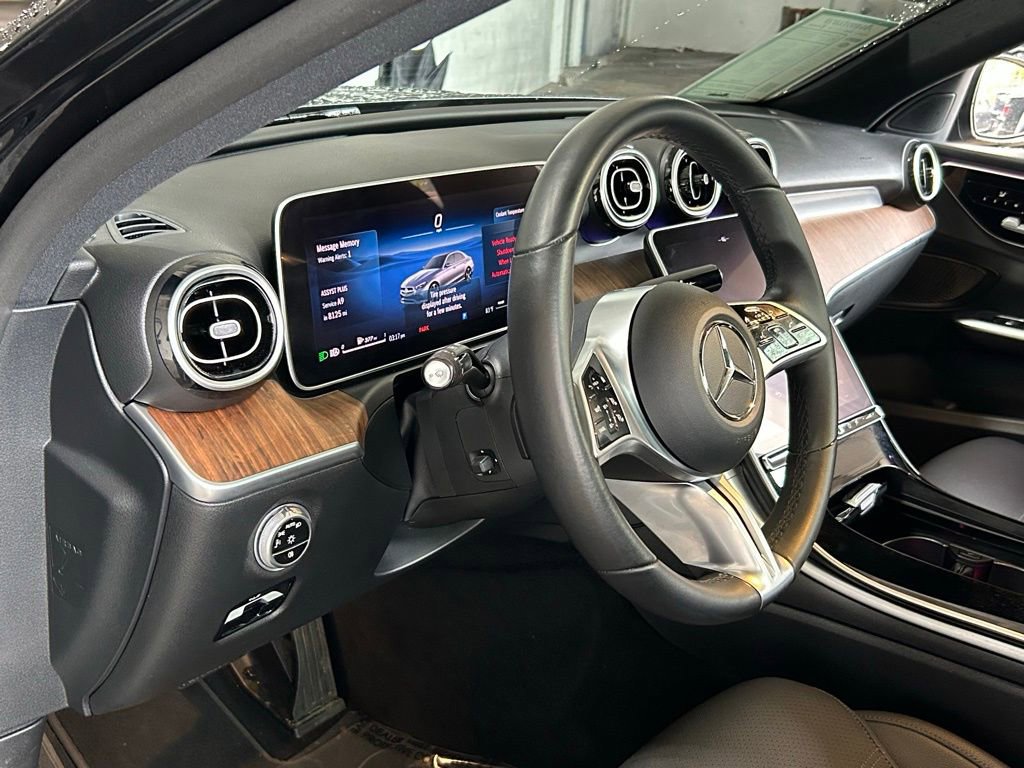 Used 2025 Mercedes-Benz C 300 4MATIC Sedan image 28