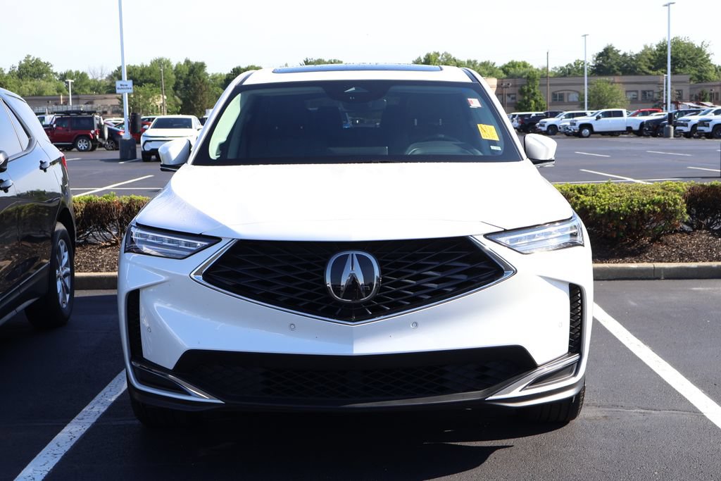 Used 2025 Acura MDX FWD w/ Technology Package image 2