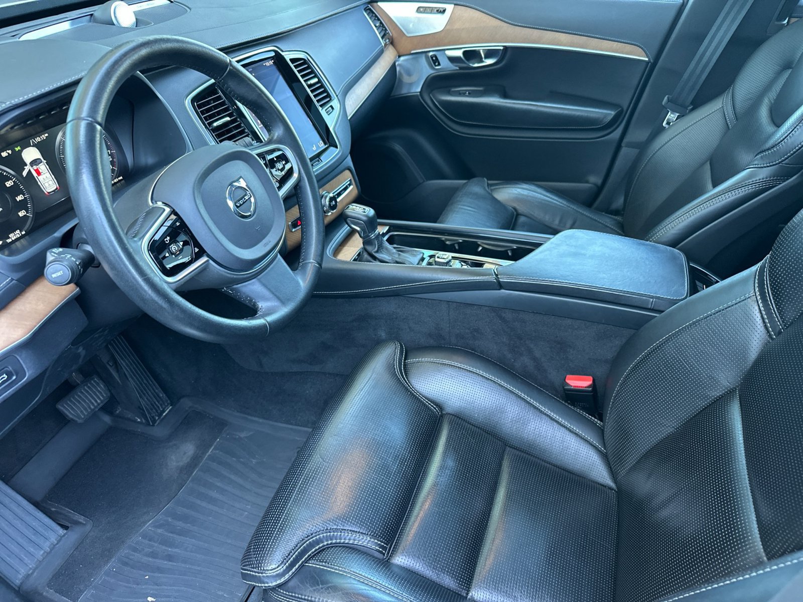 Used 2019 Volvo XC90 T6 Inscription w/ Advanced Package AWD/4WD image 10