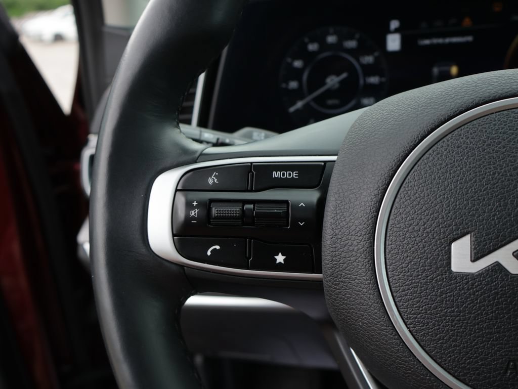 Certified 2025 Kia Sportage SX FWD image 26
