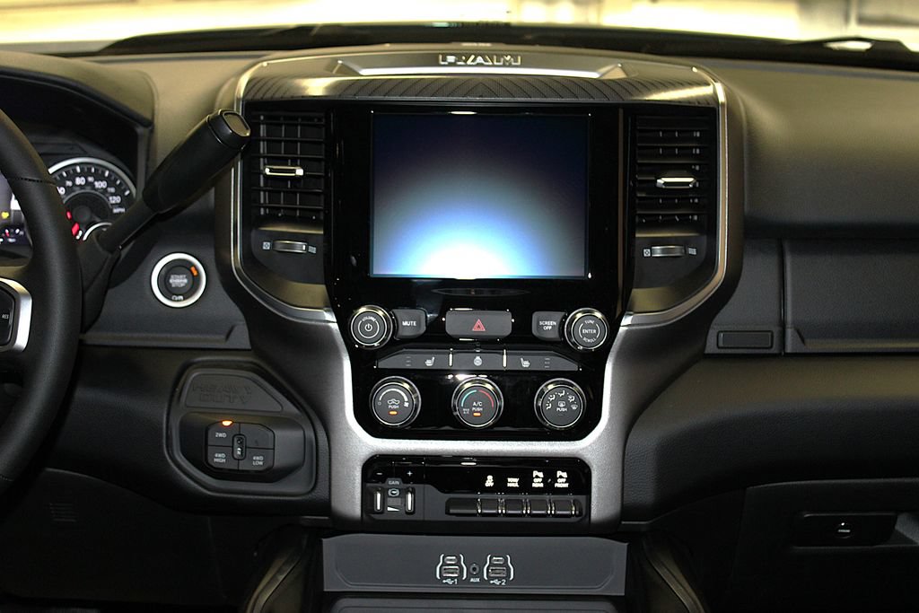 New 2026 RAM 2500 Big Horn AWD/4WD image 14