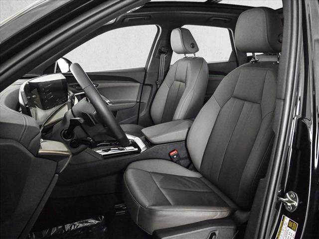 Certified 2025 Audi Q5 Premium w/ Convenience Package image 17
