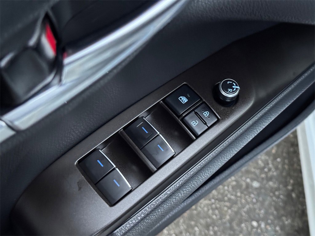 Certified 2021 Toyota Camry XSE w/ Navigation Package image 11