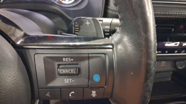 Used 2021 Nissan Rogue SV w/ Premium Package FWD image 32