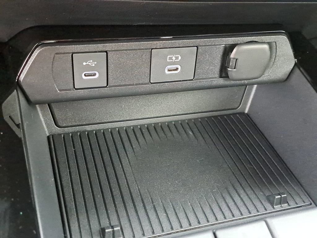 New 2026 Toyota Prius XSE image 26