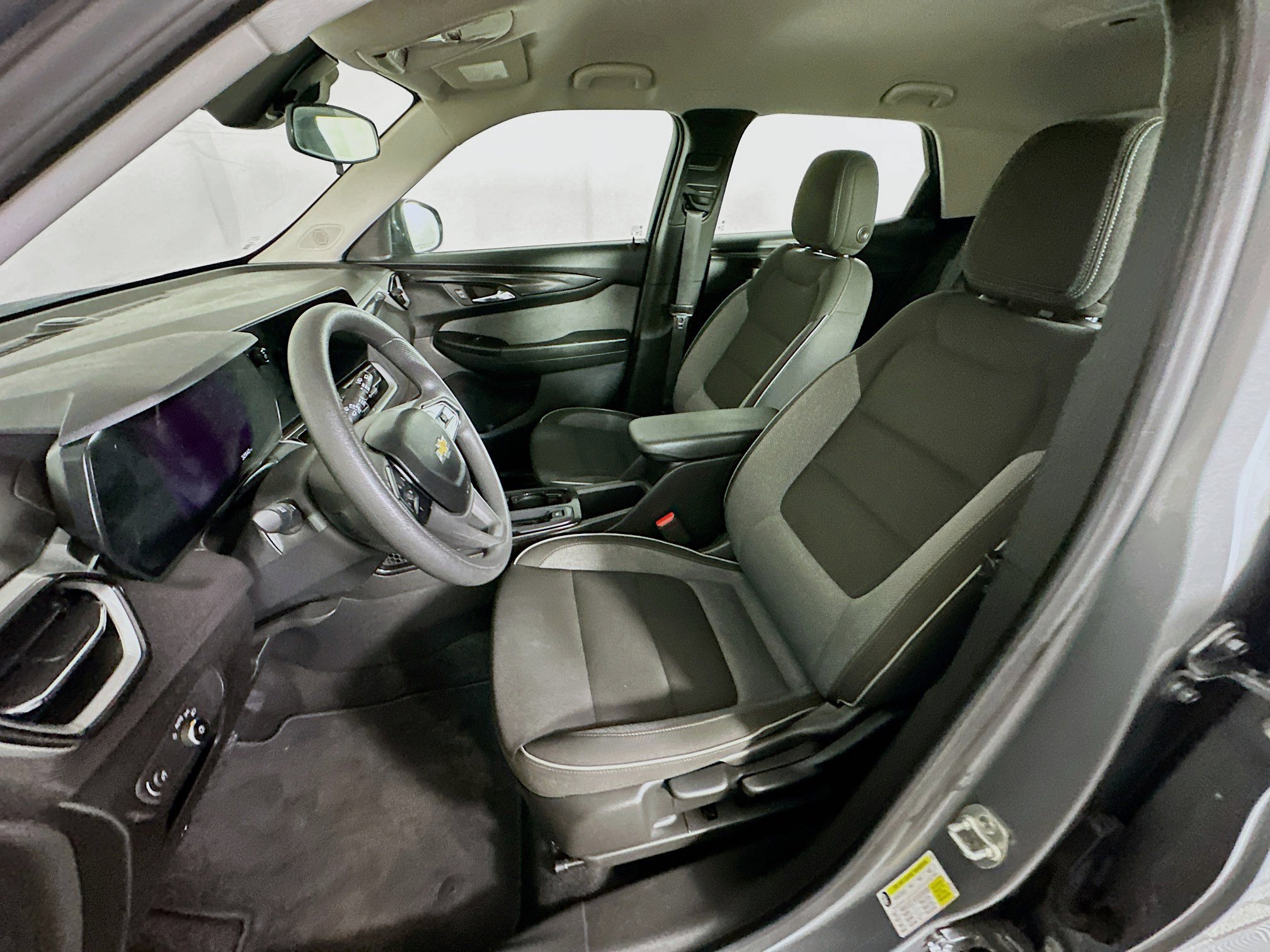 Used 2024 Chevrolet TrailBlazer LS image 13