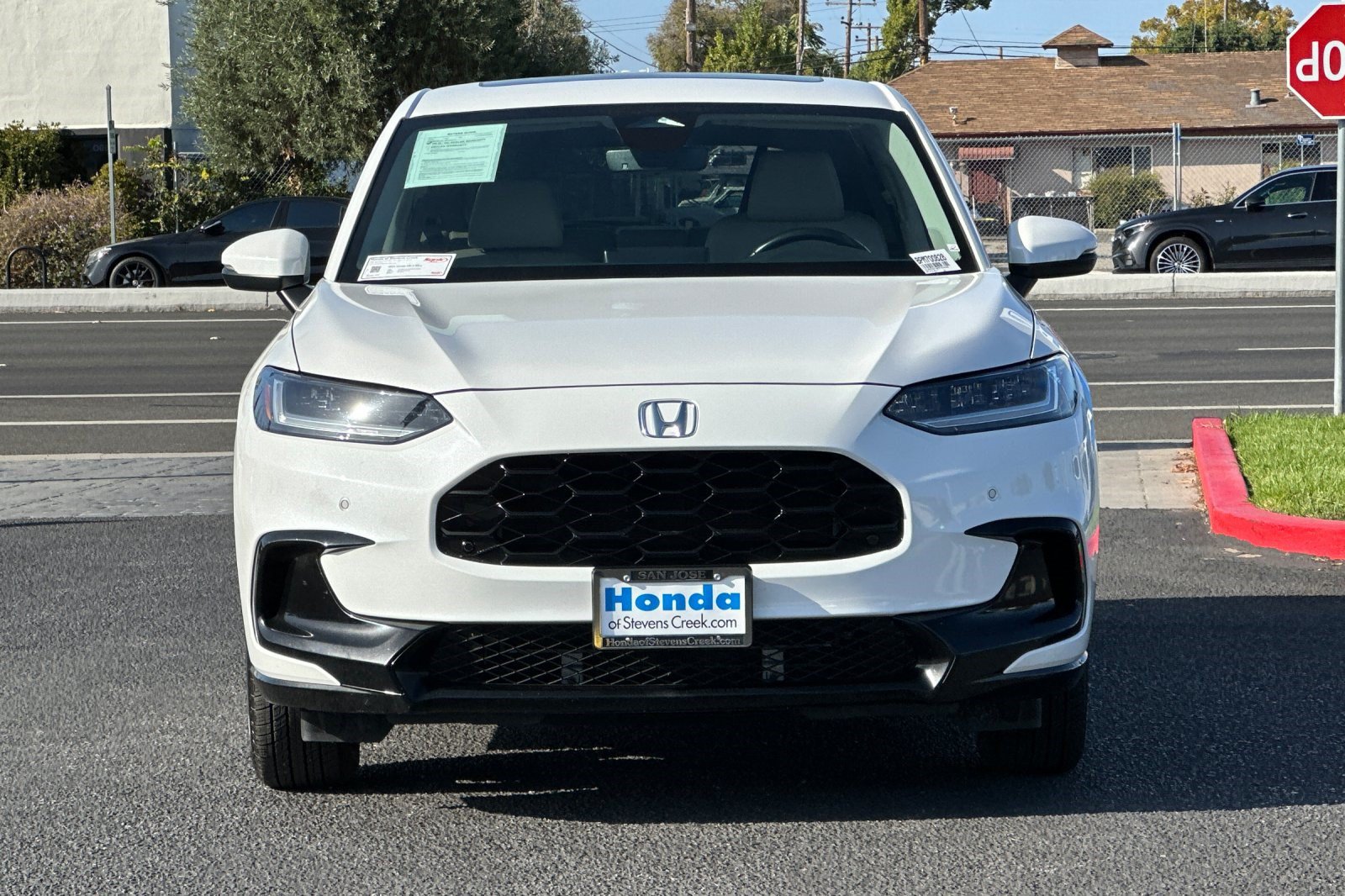 Used 2023 Honda HR-V EX-L image 6
