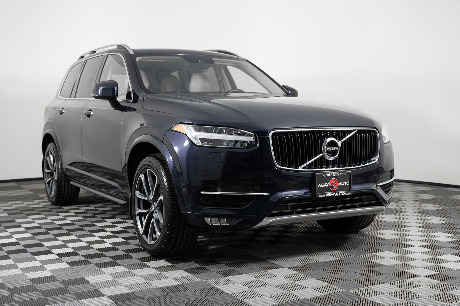 Used 2016 Volvo XC90 T6 Momentum AWD/4WD image 10