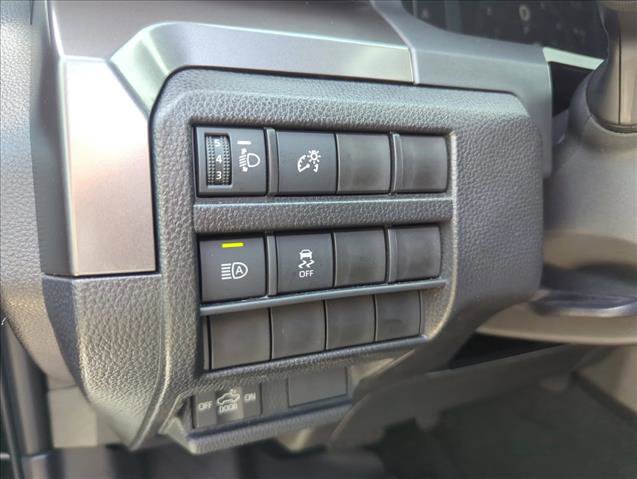 Used 2025 Toyota Tacoma SR5 AWD/4WD image 27