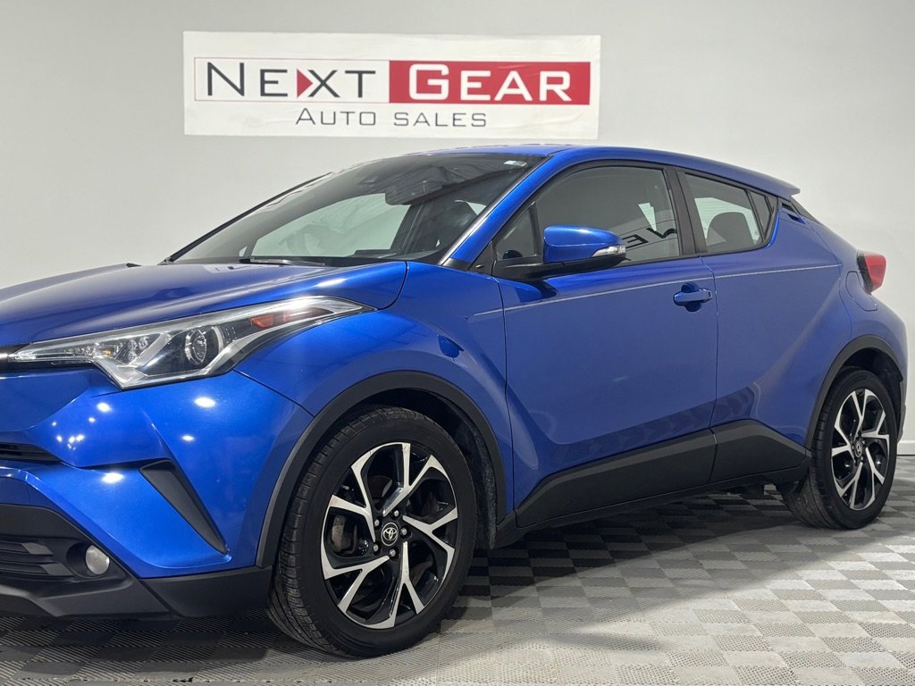 Used 2018 Toyota C-HR XLE image 4
