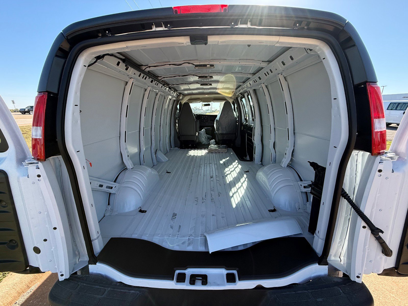 New 2025 Chevrolet Express 3500 Extended w/ Driver Convenience Package RWD image 12