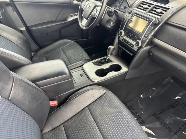 Used 2012 Toyota Camry SE FWD image 21