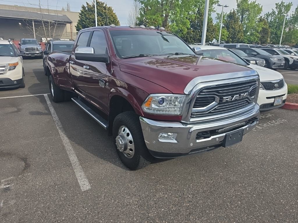 Used 2018 RAM 3500 Laramie Longhorn w/ Cold Weather Group AWD/4WD image 4