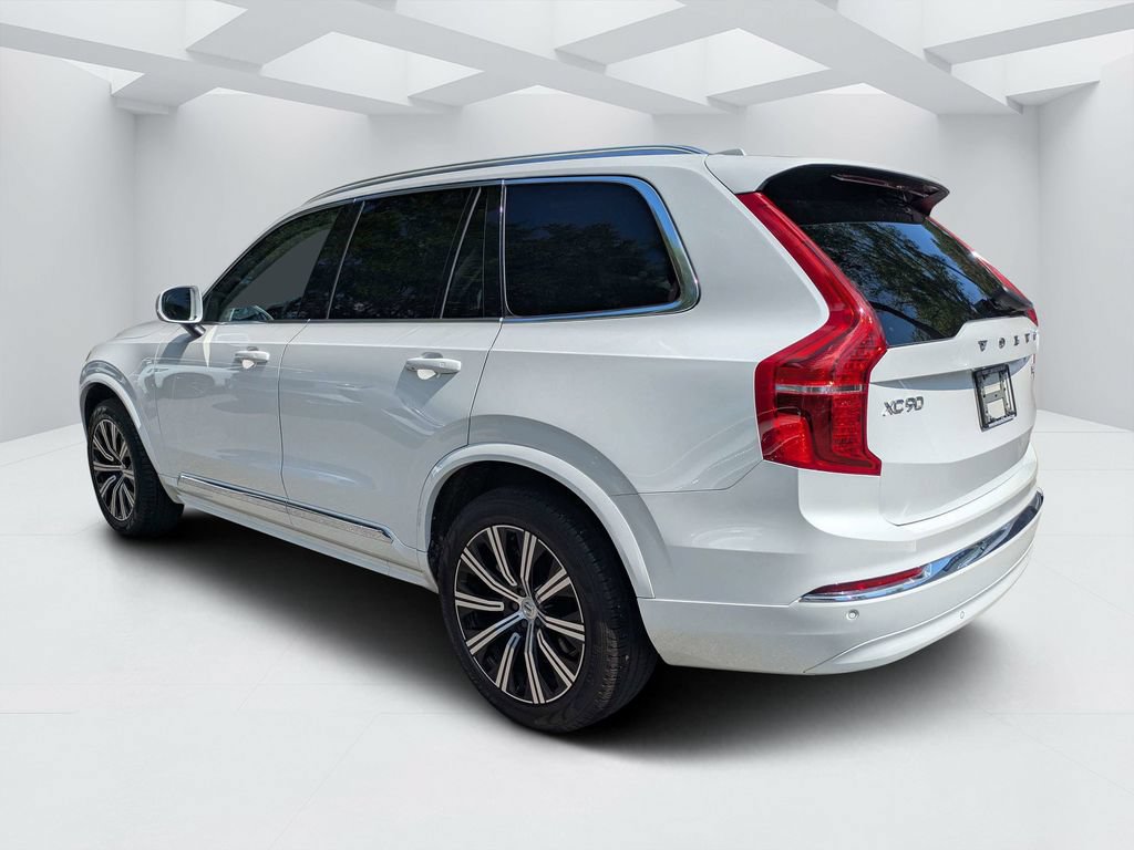 Certified 2025 Volvo XC90 B5 Core AWD/4WD image 5