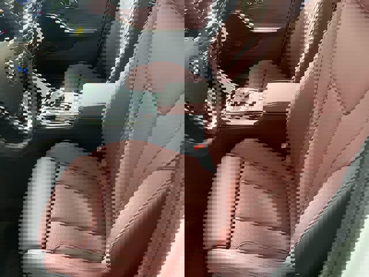 Certified 2023 BMW 330i xDrive 330i xDrive w/ Driving Assistance Package image 9