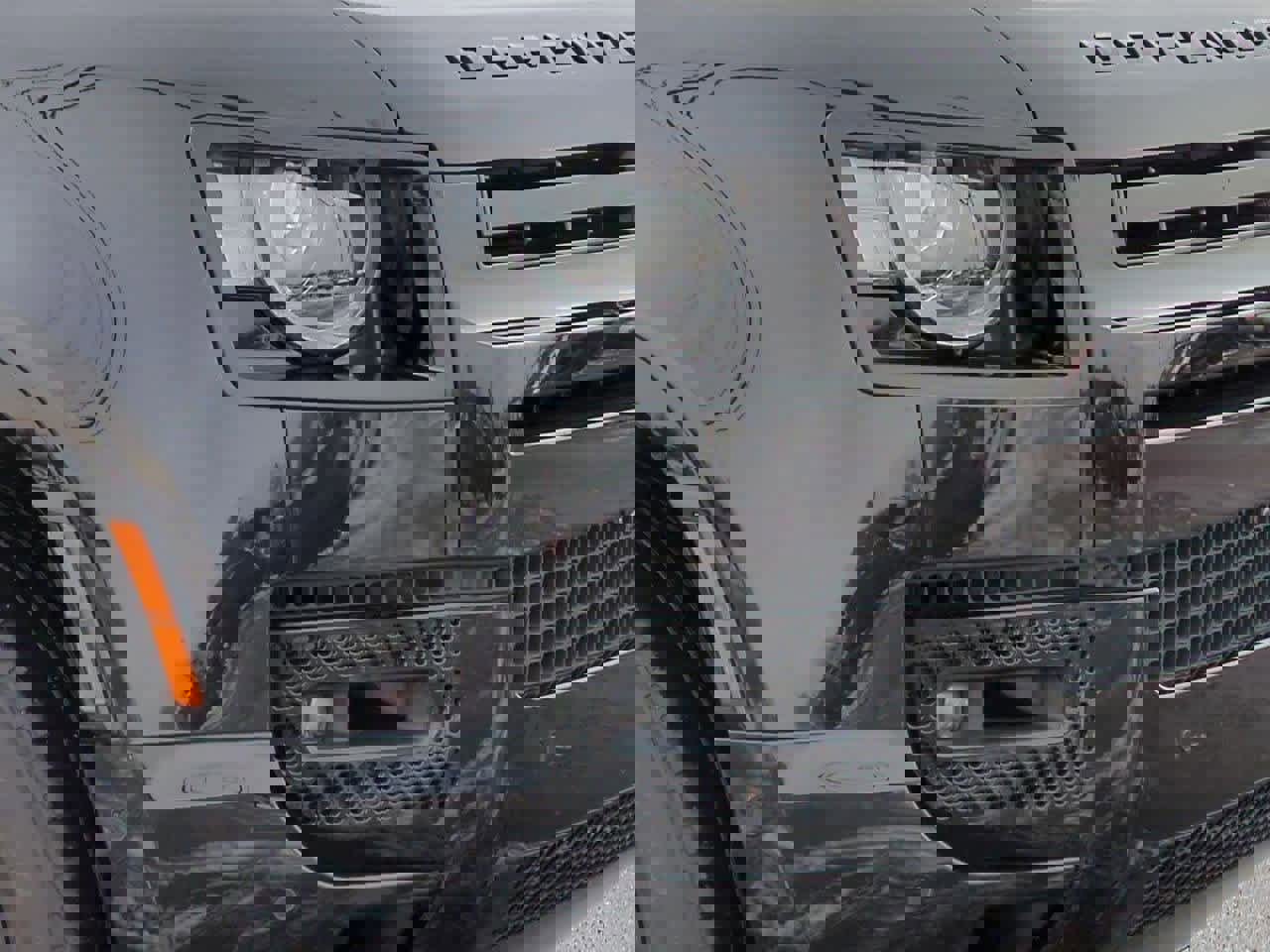 Certified 2023 Land Rover Defender 110 X-Dynamic SE image 10