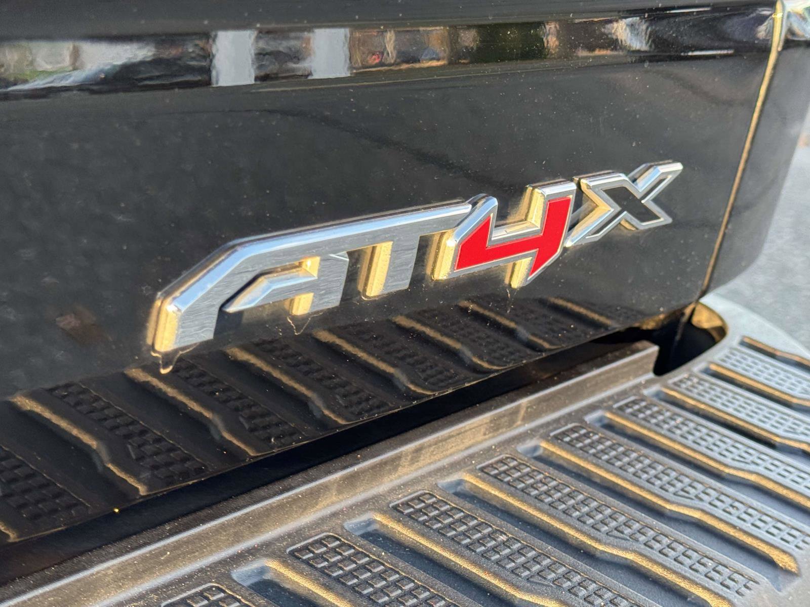 Used 2023 GMC Sierra 1500 AT4X image 11