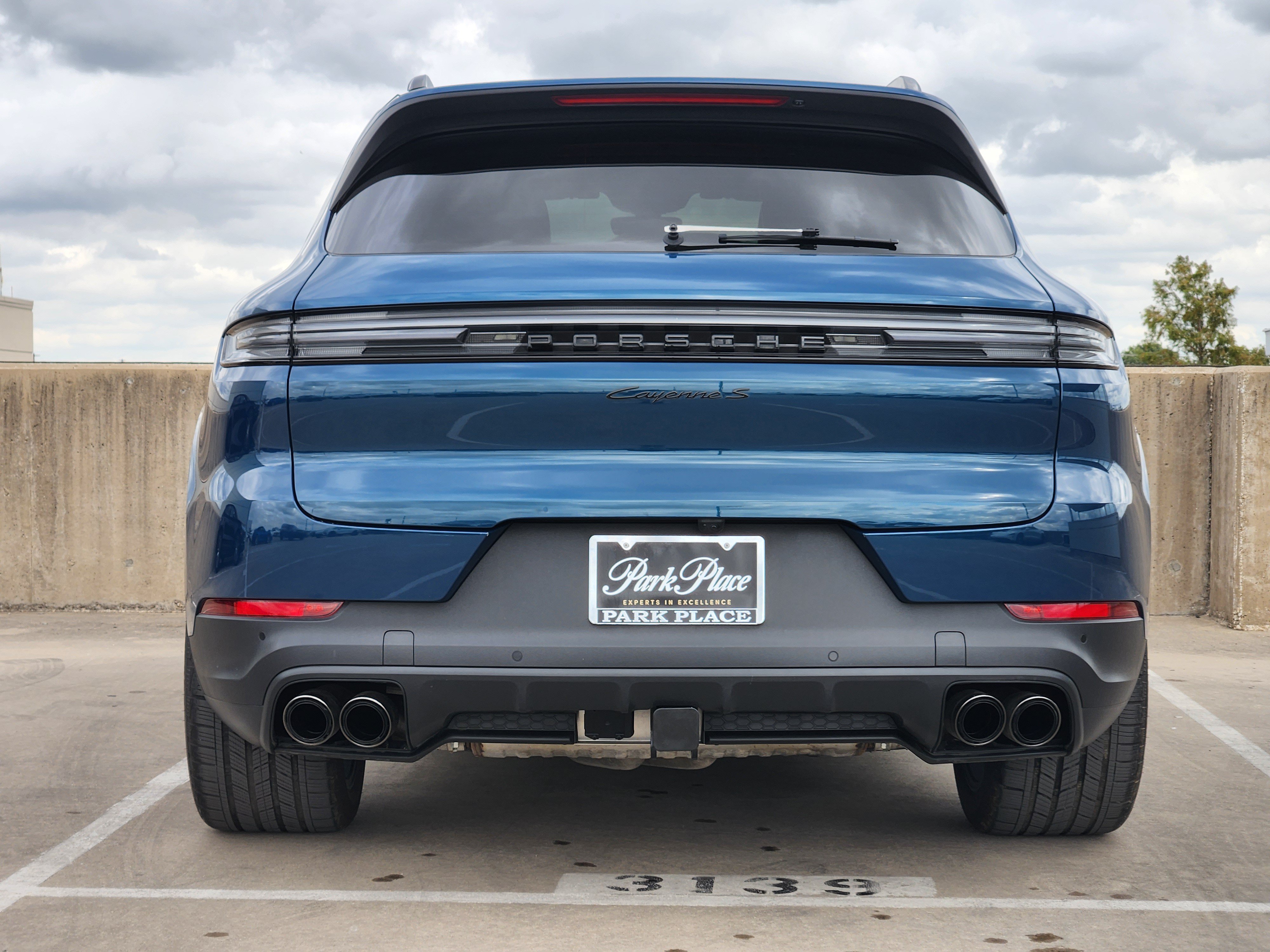 Certified 2025 Porsche Cayenne S AWD/4WD image 7