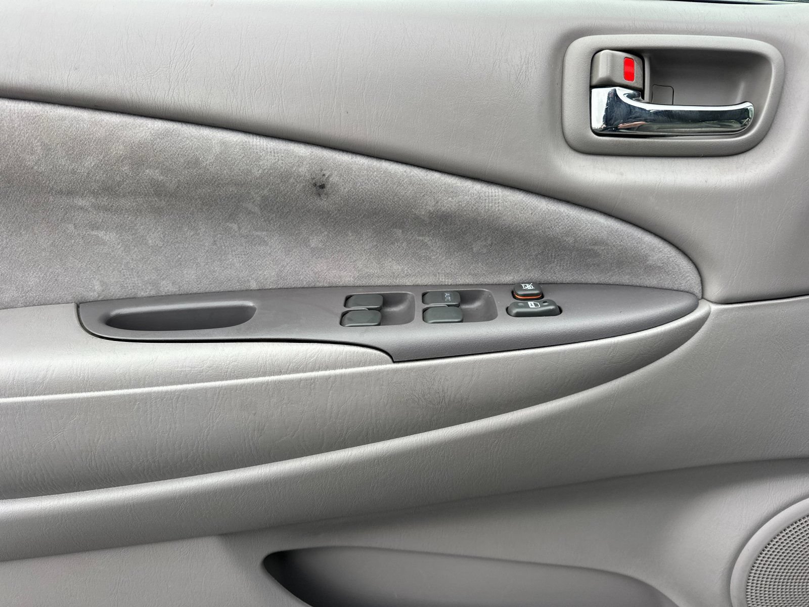 Used 2002 Toyota Prius FWD image 11