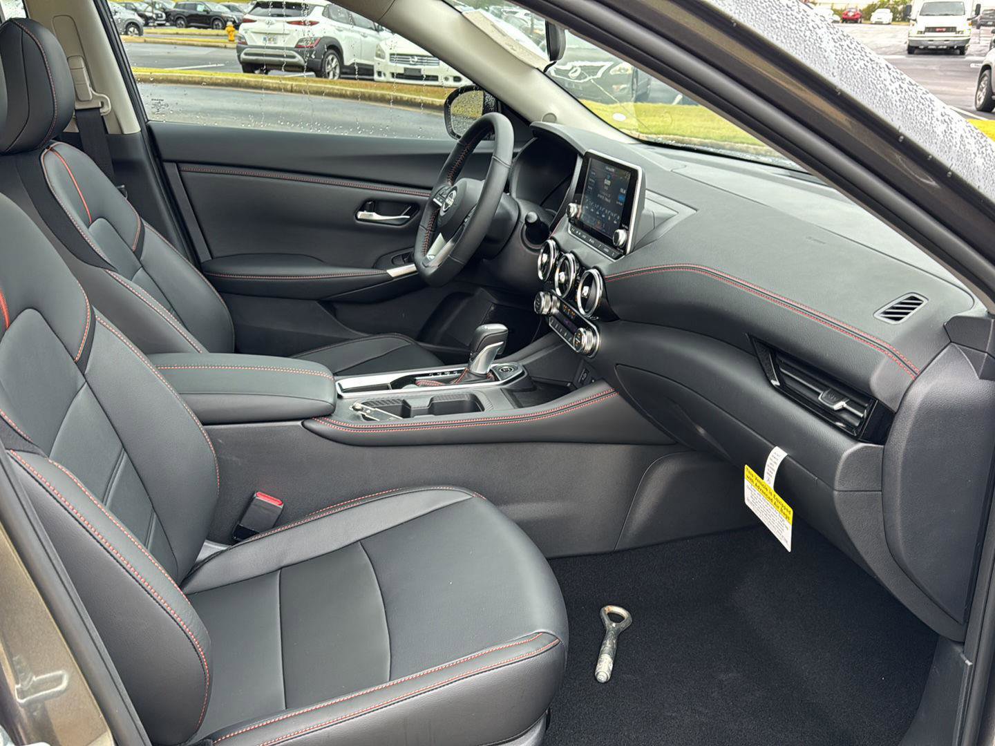 New 2025 Nissan Sentra SR w/ SR Premium Package image 10