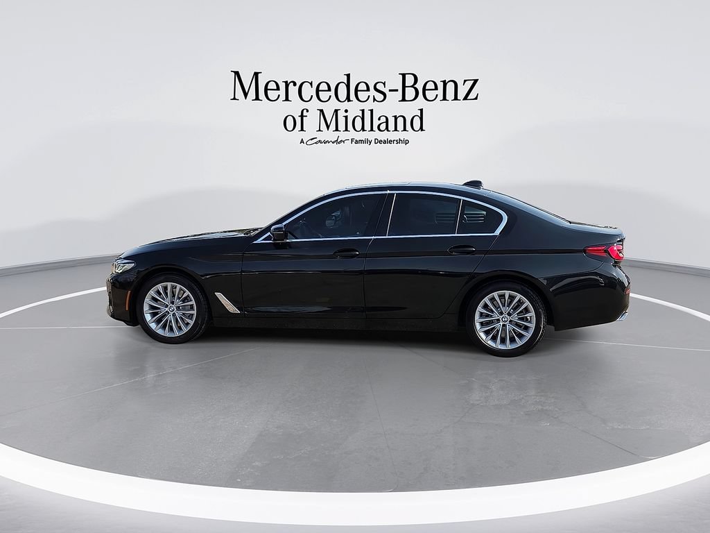 Used 2023 BMW 530i w/ Convenience Package RWD image 5