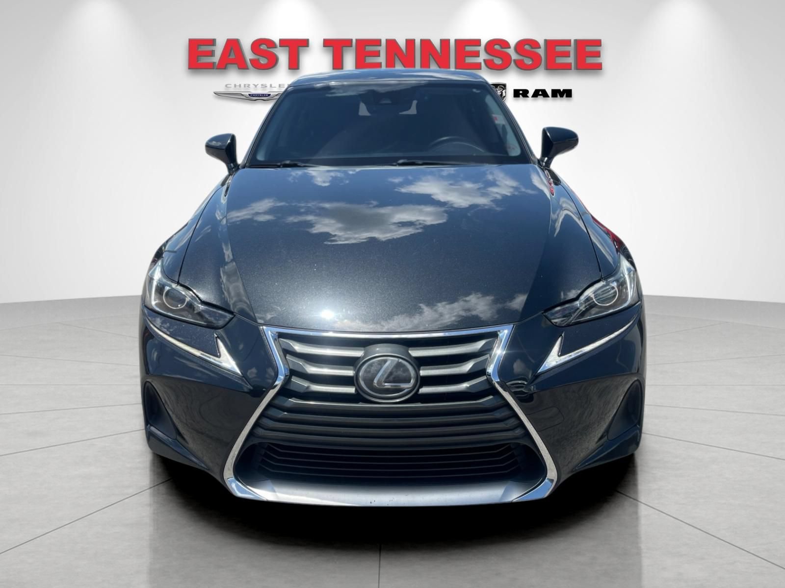 Used 2017 Lexus IS 200t RWD image 9