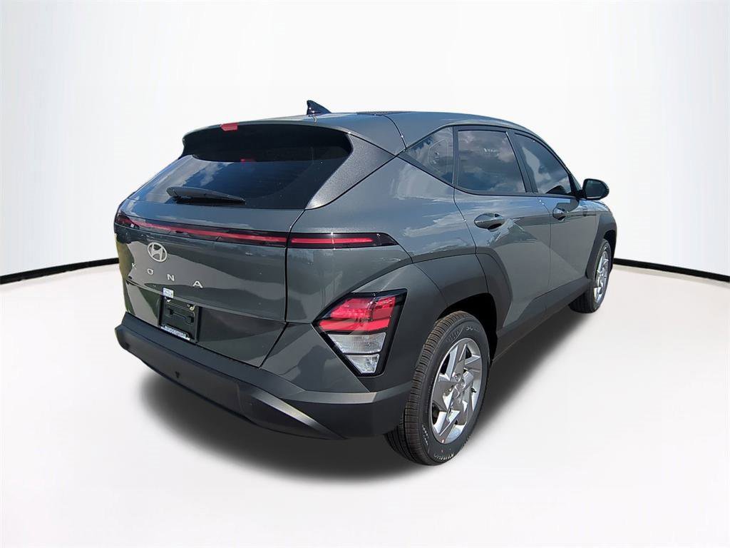 New 2026 Hyundai Kona SE image 5