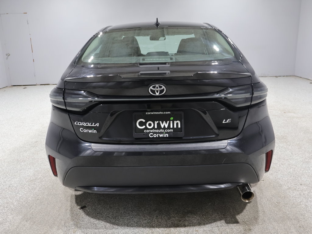 Used 2020 Toyota Corolla LE FWD image 3
