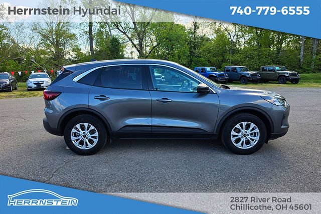 Used 2023 Ford Escape Active AWD/4WD image 26