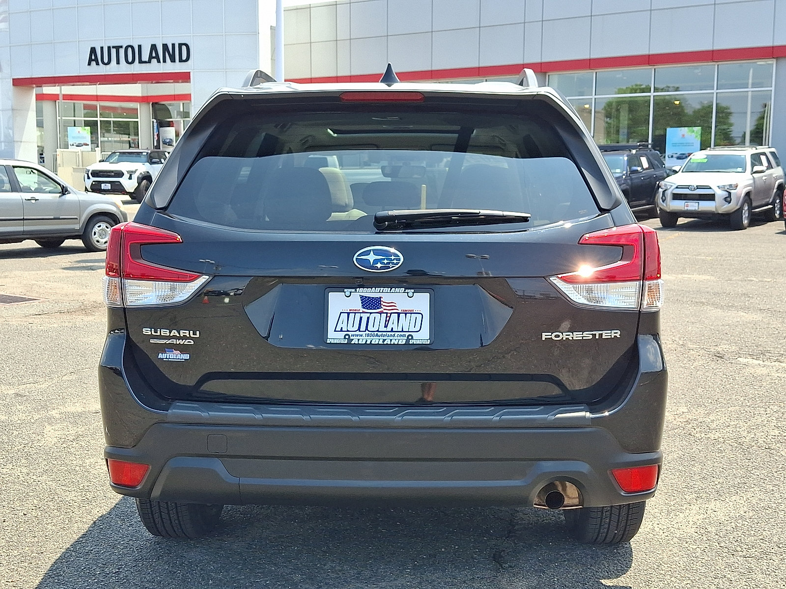 Used 2021 Subaru Forester Premium AWD/4WD image 6