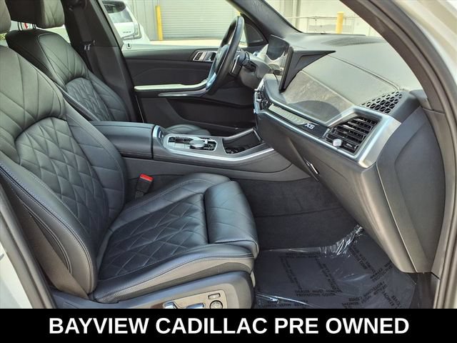 Used 2024 BMW X5 xDrive40i AWD/4WD image 9
