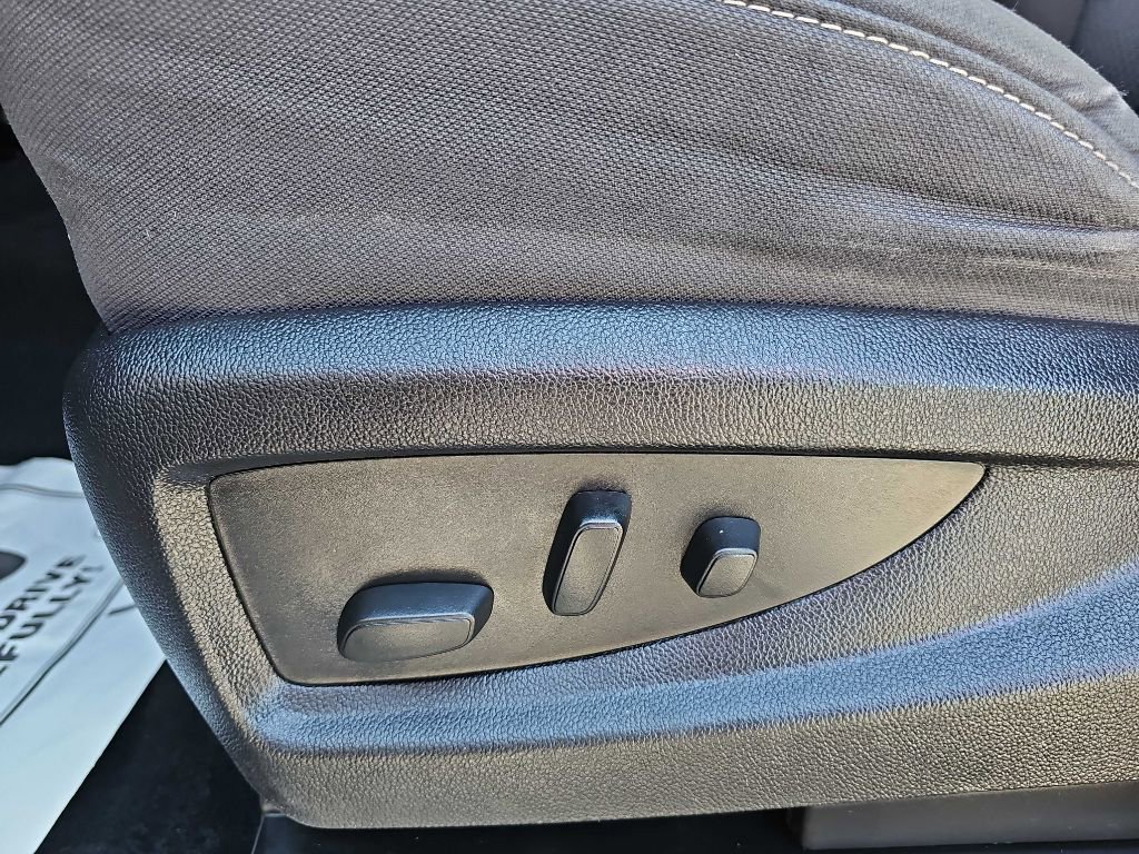 Used 2016 Chevrolet Silverado 1500 LT w/ All Star Edition image 33