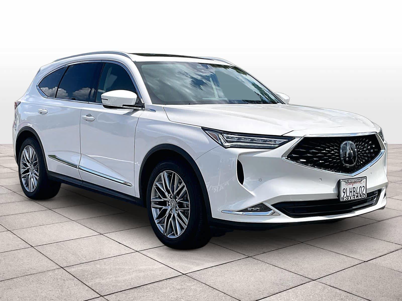 Used 2024 Acura MDX SH-AWD w/ Advance Package image 2