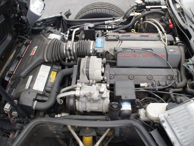 Used 1996 Chevrolet Corvette Coupe image 18