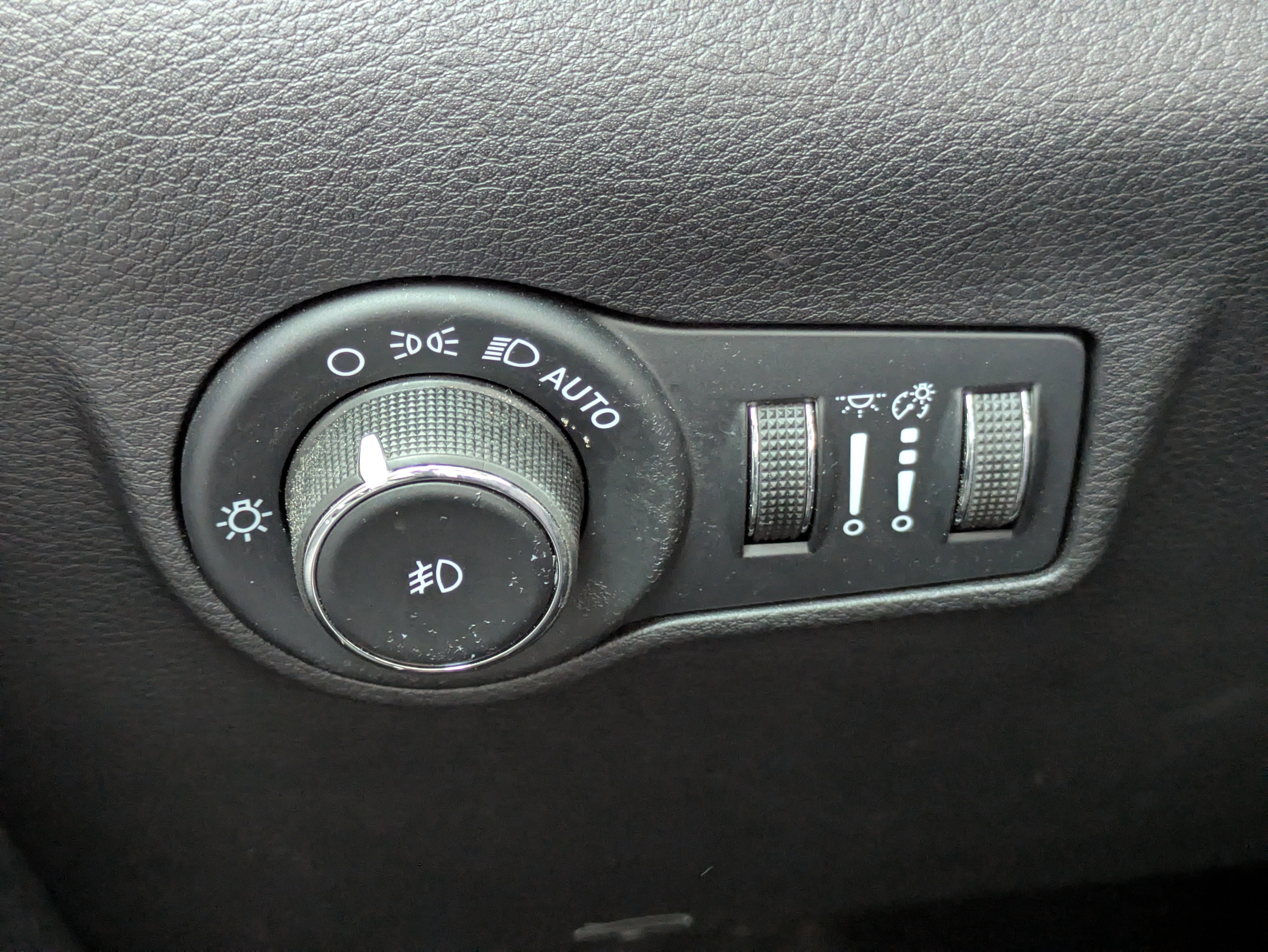 Used 2022 Jeep Compass Latitude w/ Convenience Group image 15