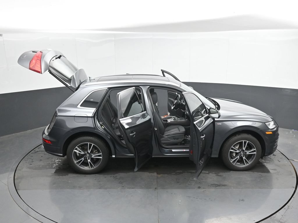 Used 2020 Audi Q5 e Premium Plus w/ Premium Plus Package AWD/4WD image 52