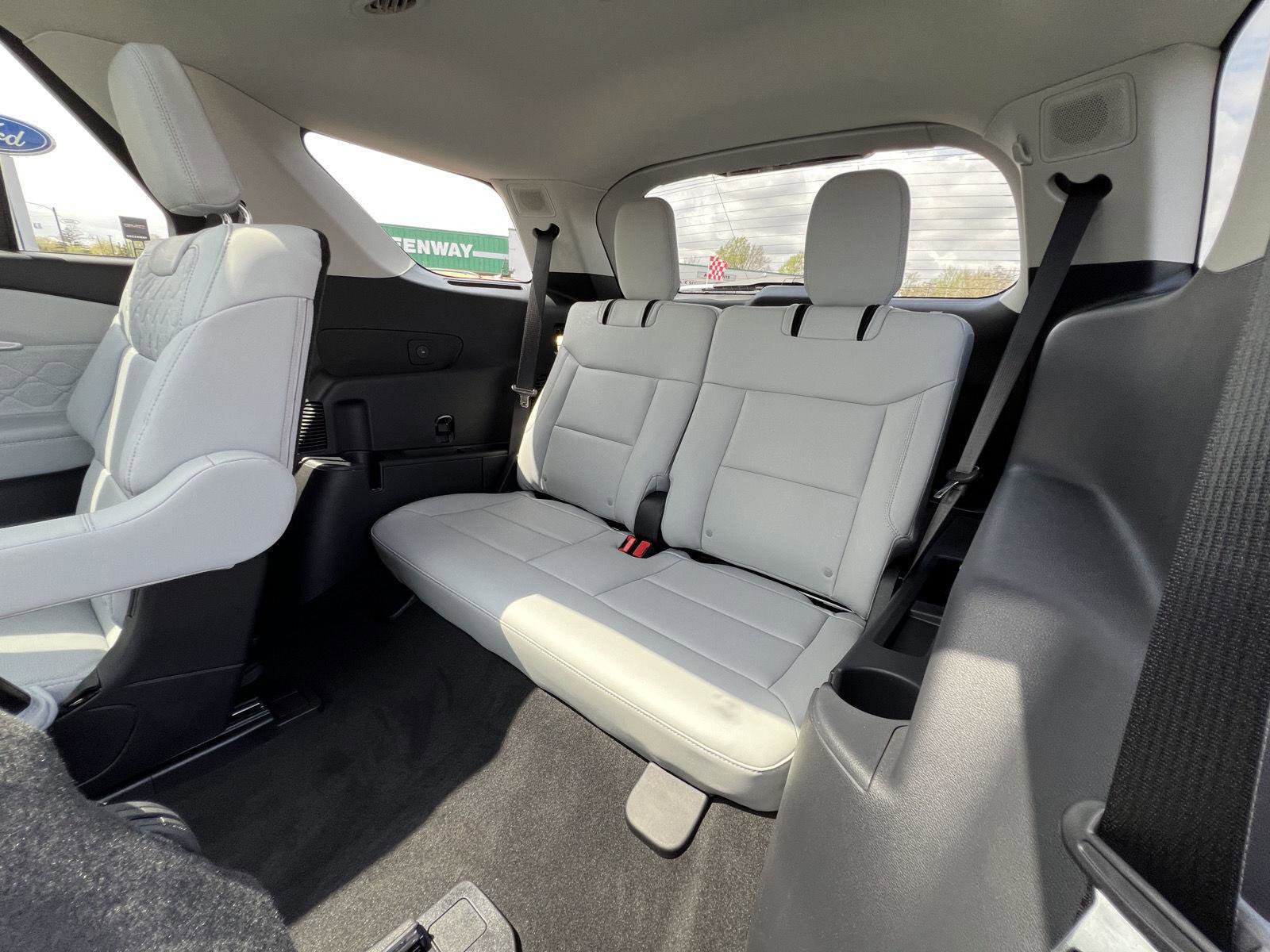 New 2026 Ford Explorer Platinum image 52