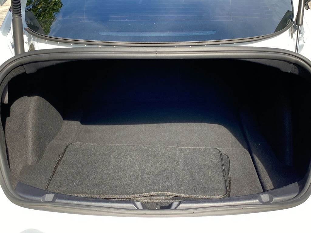 Used 2021 Tesla Model 3 Standard Range Plus image 12