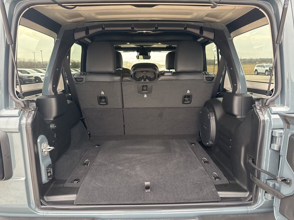 New 2025 Jeep Wrangler Unlimited Rubicon 392 image 19